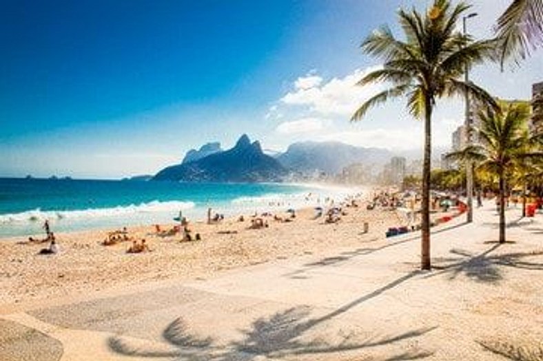 Copa Comfort - Praia, Metrô e Conforto!