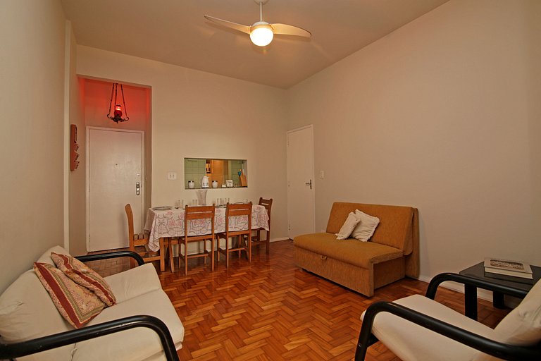 Cozy Copacabana - Conforto, Praia e Exclusividade!