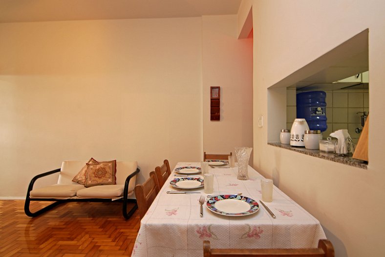 Cozy Copacabana - Conforto, Praia e Exclusividade!