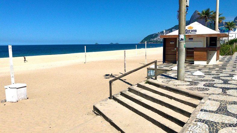 Copacabana Comfort - 3 Hóspedes, Praia e Metrô!