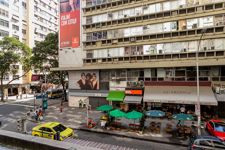 Temporada Prime - 6 hóspedes, Praia de Copacabana